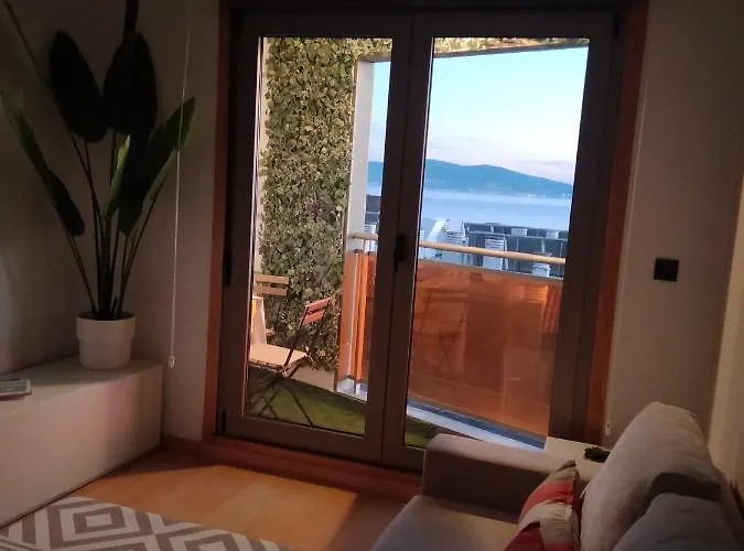 Carles Deluxe Ocean View