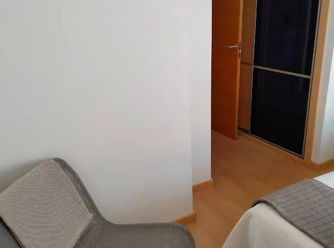 Carles Deluxe Ocean View Apartment *