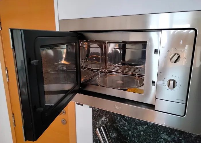 Carles Deluxe Ocean View Apartment