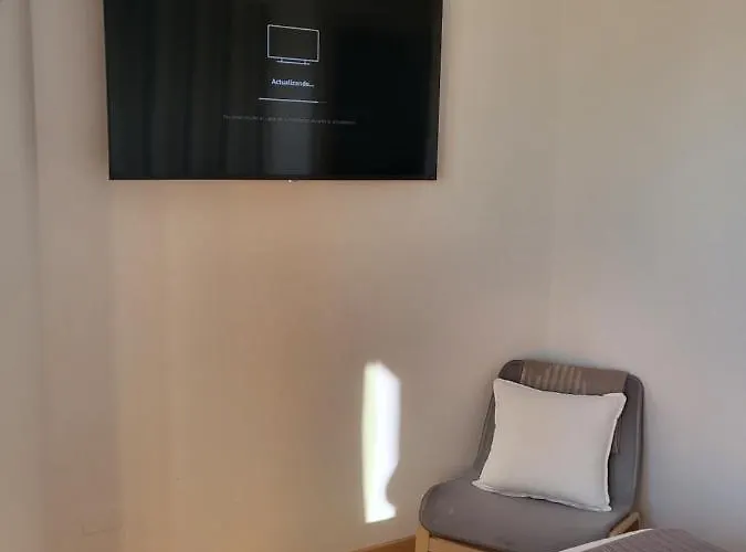 Carles Deluxe Ocean View Apartment *